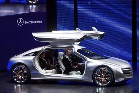 Độc đáo Mercedes F 125! Concept  - 1