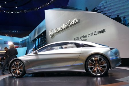 Độc đáo Mercedes F 125! Concept  - 11