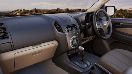 Xe bán tải Chevrolet Colorado 2012 ra mắt tại Thái Lan - 6 Xe bán tải Chevrolet Colorado 2012 ra mắt tại Thái Lan - 6