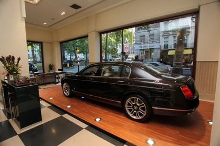 Bentley Continental Flying Spur phiên bản riêng cho Trung Quốc - 16