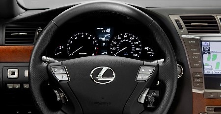 Lexus trang bị đặc biệt cho LS 460, ES 350 và CT 200h - 2 Lexus trang bị đặc biệt cho LS 460, ES 350 và CT 200h - 2