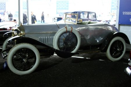 Câu chuyện về chiếc Bentley cổ nhất thế giới - 9 Câu chuyện về chiếc Bentley cổ nhất thế giới - 9