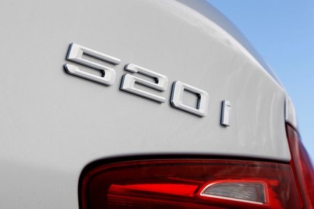 BMW bổ sung động cơ tăng áp cho dòng 5 Series  - 13