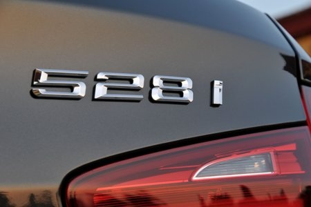 BMW bổ sung động cơ tăng áp cho dòng 5 Series  - 19