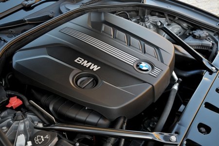 BMW bổ sung động cơ tăng áp cho dòng 5 Series  - 2