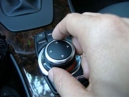 Các hãng ô tô có thể học gì từ Steve Jobs? (2) - 1