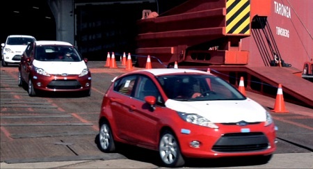 Ngành ô tô Mỹ “ăn mừng” vì đồng USD yếu - 2