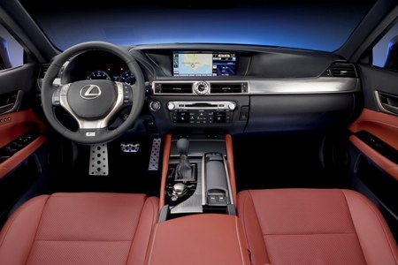 Lexus GS 350 thể thao hơn với gói nâng cấp F-Sport - 8 Lexus GS 350 thể thao hơn với gói nâng cấp F-Sport - 8
