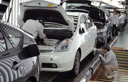 Toyota cắt giảm sản xuất ở Nhật và Mỹ do lụt tại Thái Lan - 1 Toyota cắt giảm sản xuất ở Nhật và Mỹ do lụt tại Thái Lan - 1