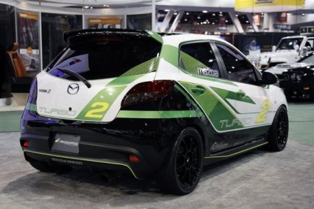 Mazda2 Turbo - Nhỏ mà “ngầu” - 8 Mazda2 Turbo - Nhỏ mà “ngầu” - 8