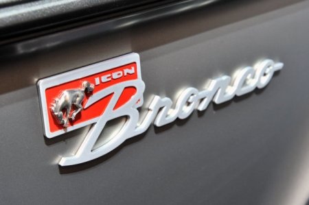 Icon Bronco - Đơn giản và thô ráp - 3