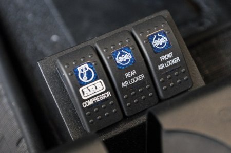 Icon Bronco - Đơn giản và thô ráp - 15