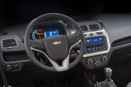 Chevrolet Cobalt - Một lựa chọn thay thế Cruze - 3 Chevrolet Cobalt - Một lựa chọn thay thế Cruze - 3