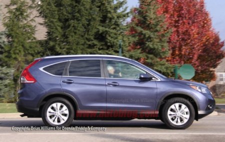 Xe Honda CR-V thế hệ mới lộ diện trước “giờ G” - 2 Xe Honda CR-V thế hệ mới lộ diện trước “giờ G” - 2