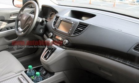 Xe Honda CR-V thế hệ mới lộ diện trước “giờ G” - 4 Xe Honda CR-V thế hệ mới lộ diện trước “giờ G” - 4