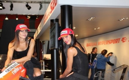 Bóng hồng tại Triển lãm EICMA 2011 - 17