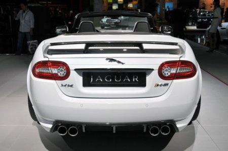 Jaguar XKR-S mui trần - Chưa ra mắt đã đắt hàng - 16