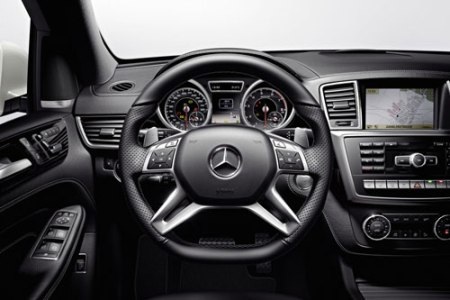 Mercedes trình làng xe ML63 AMG thế hệ mới - 5 Mercedes trình làng xe ML63 AMG thế hệ mới - 5