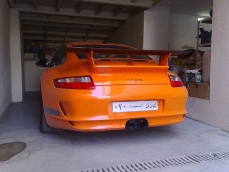 Chi thêm 71.000 USD để không phải “xếp hàng” mua siêu xe - 29 Chi thêm 71.000 USD để không phải “xếp hàng” mua siêu xe - 29