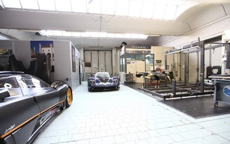 Pagani25_9d9dc.jpg