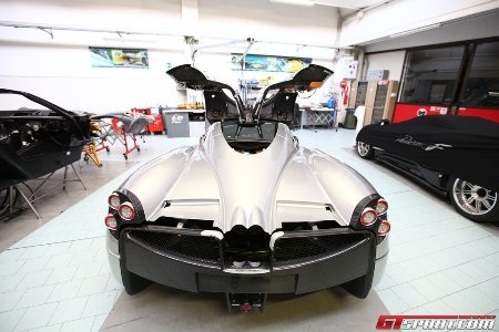 Pagani5_7f55d.jpg