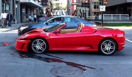 Siêu xe Ferrari liên tiếp gặp tai nạn - 2 Siêu xe Ferrari liên tiếp gặp tai nạn - 2