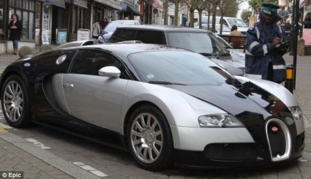 Chủ xe Bugatti Veyron tranh chỗ đậu xe của người khuyết tật - 2 Chủ xe Bugatti Veyron tranh chỗ đậu xe của người khuyết tật - 2
