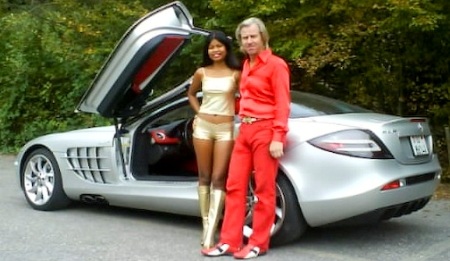 Chiếc Mercedes SLR McLaren trị giá 11 triệu USD - 1