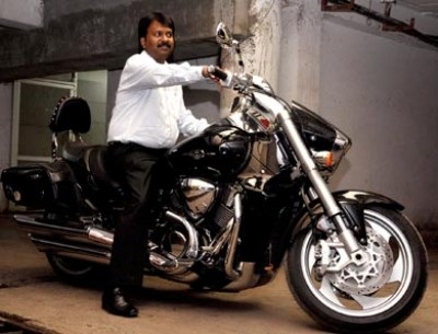 Anh thợ cắt tóc sở hữu xe Rolls-Royce  - 4