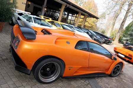 Ấn tượng ngày hội chủ xe Lamborghini ở Ý - 16