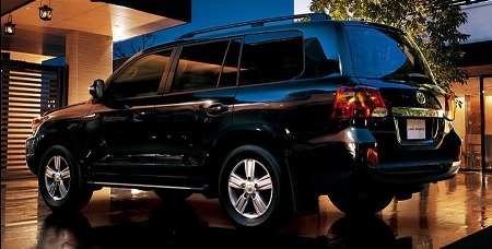 Toyota trình làng xe Land Cruiser 200 thế hệ mới - 10 Toyota trình làng xe Land Cruiser 200 thế hệ mới - 10