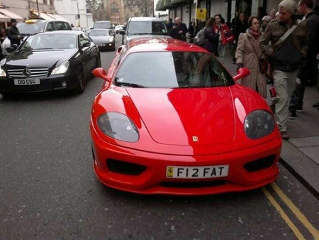 “Nổi” như Ferrari limousine - 2