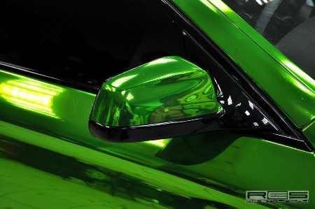 Một chiếc BMW 550i xanh chói lóa - 5 Một chiếc BMW 550i xanh chói lóa - 5