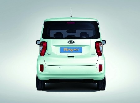 Ray EV - Xe chạy điện đầu tiên của Kia - 8 Ray EV - Xe chạy điện đầu tiên của Kia - 8