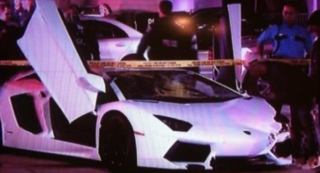 Siêu xe Lamborghini Aventador gây tai nạn - 1 Siêu xe Lamborghini Aventador gây tai nạn - 1