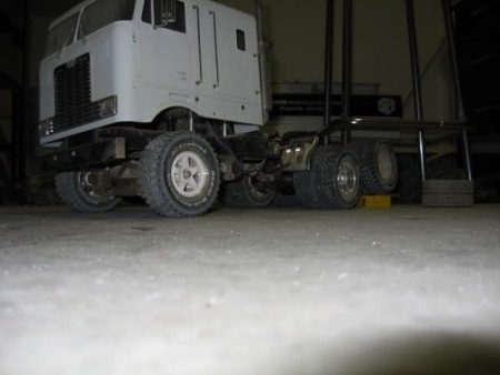 Câu chuyện của người xây hầm bằng xe mô hình R/C - 11