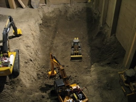 Câu chuyện của người xây hầm bằng xe mô hình R/C - 15