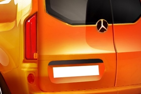 Phác thảo mẫu xe hợp tác giữa Mercedes và Renault-Nissan - 5 Phác thảo mẫu xe hợp tác giữa Mercedes và Renault-Nissan - 5
