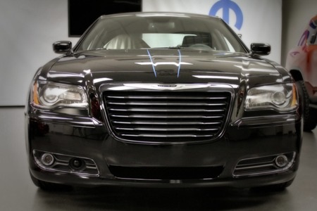 Chrysler 300 phiên bản đặc biệt của nhà độ Mopar - 2 Chrysler 300 phiên bản đặc biệt của nhà độ Mopar - 2