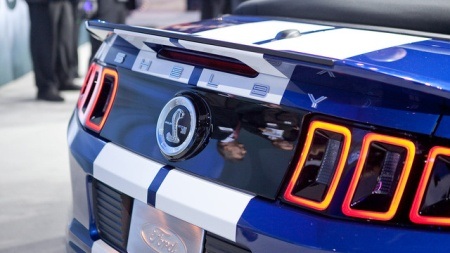 Ford bất ngờ ra mắt Shelby GT500 phiên bản mui trần  - 16