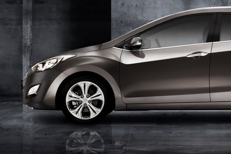 Chuẩn bị ra mắt xe Hyundai i30 CW thế hệ mới - 2 Chuẩn bị ra mắt xe Hyundai i30 CW thế hệ mới - 2