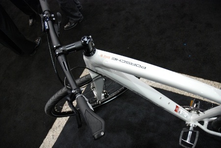 Bộ đôi xe đạp giá “khủng” của Porsche - 8 Bộ đôi xe đạp giá “khủng” của Porsche - 8