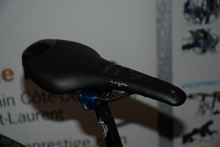 Bộ đôi xe đạp giá “khủng” của Porsche - 5 Bộ đôi xe đạp giá “khủng” của Porsche - 5