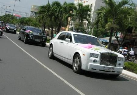 Dàn xe siêu sang đón dâu ở miền Tây - 5