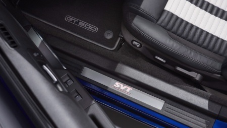 Ford bất ngờ ra mắt Shelby GT500 phiên bản mui trần  - 14