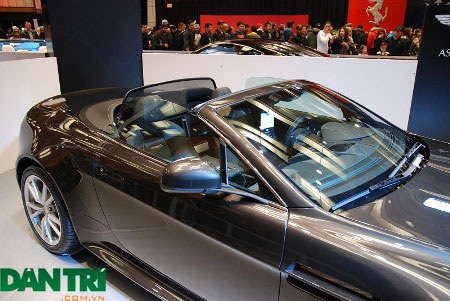 Siêu xe hội tụ tại Triển lãm ô tô Toronto 