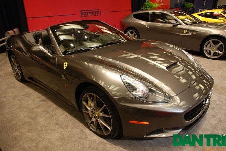 Siêu xe hội tụ tại Triển lãm ô tô Toronto 