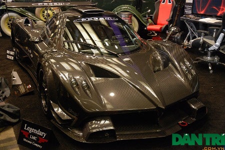 Siêu xe hội tụ tại Triển lãm ô tô Toronto 