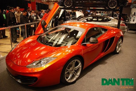 Siêu xe hội tụ tại Triển lãm ô tô Toronto 