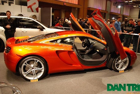 Siêu xe hội tụ tại Triển lãm ô tô Toronto 